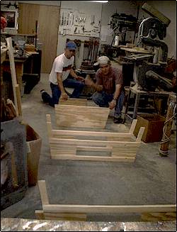 jr02.jpg (19236 bytes)